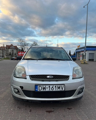 Ford Fiesta cena 8700 przebieg: 218000, rok produkcji 2007 z Wrocław małe 596